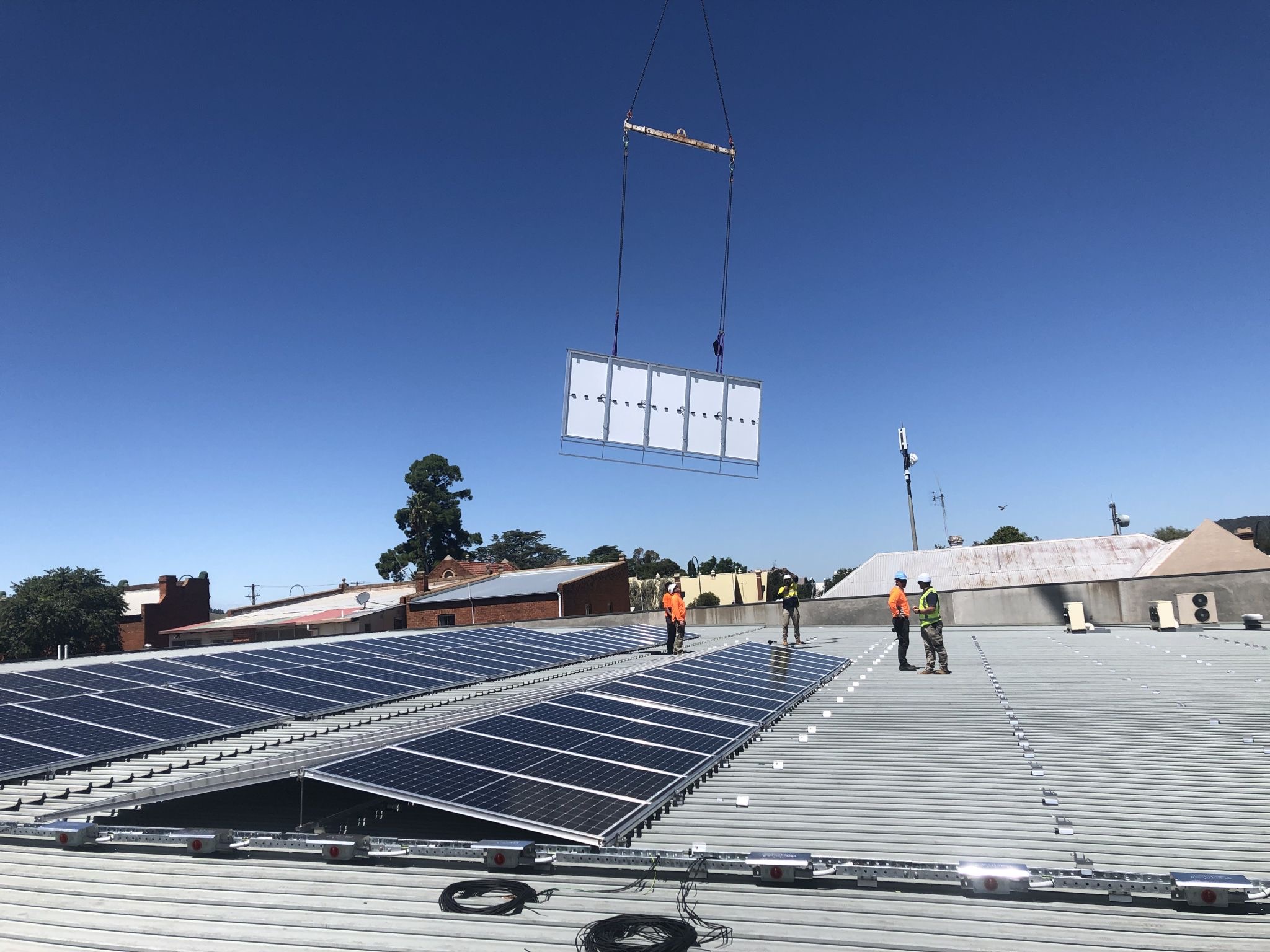 Solpod Solar At Woolworths Wellington - Solpod